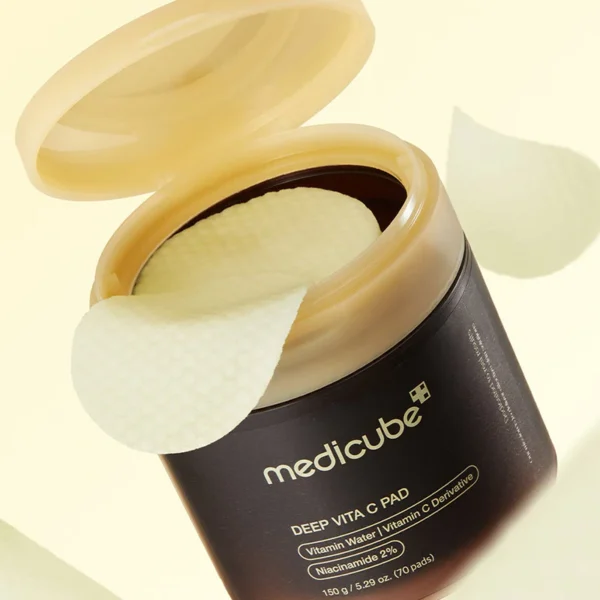 1_81ab1500-6c08-42c0-a1eb-55adf25ef86b.webp Medicube Deep Vita C Pad 150g