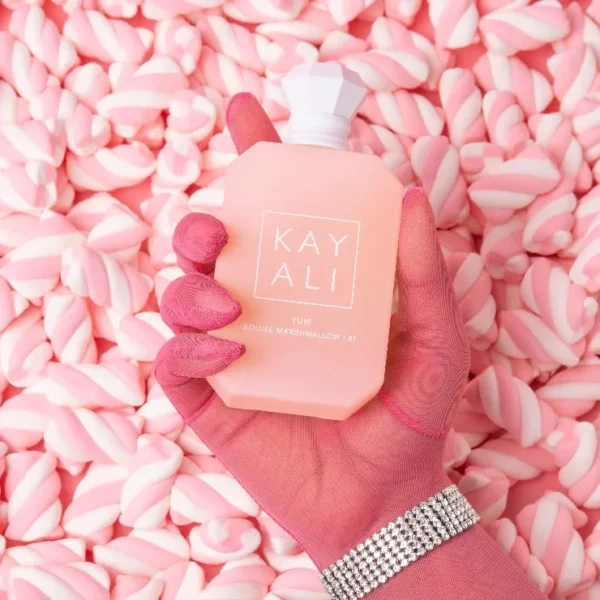 97D884AD-CCEA-4888-AB44-AB256E334DDF.webp KAYALI Yum Boujee Marshmallow 81 EDP intense 100ml