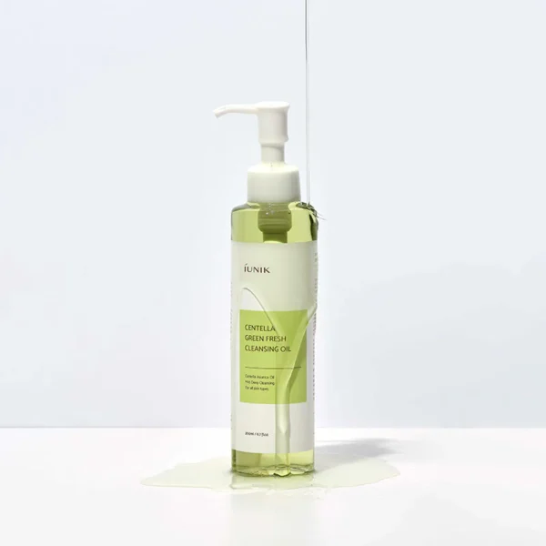 CentellaGreenFreshCleansingOIl200ML_Visuals_1.webp IUNIK Centella Green Fresh Cleansing Oil 200ml