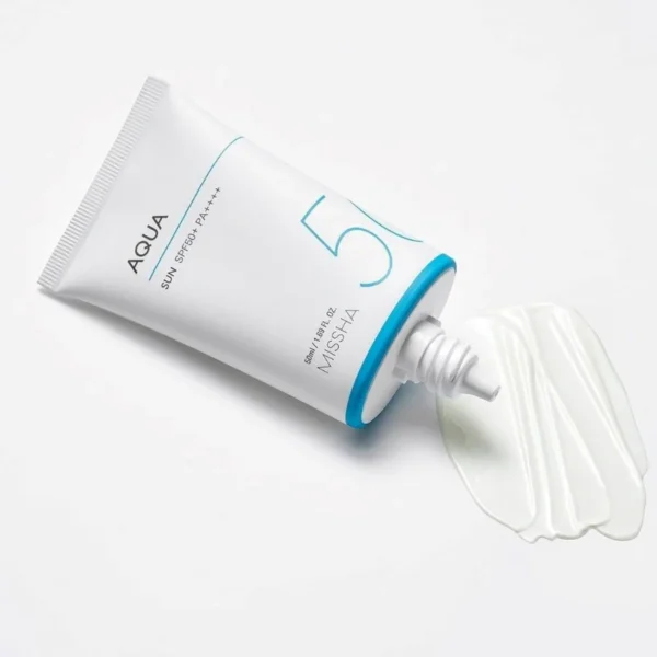 Screenshot_20220510-223557_530x_2x_86e1d563-fe23-42b4-83b0-e0c104f964a7.webp Missha All Around Safe Block Aqua Sun SPF50+ PA++++ 50ml