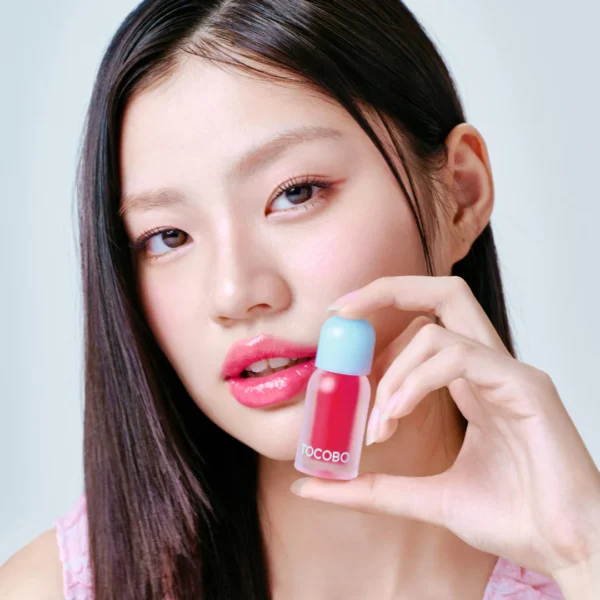 TOCOBOJUICYBERRYPlumpingLipOil-12CHERRYADE-3.webp TOCOBO JUICY BERRY PLUMPING LIP OIL 12 CHERRY ADE