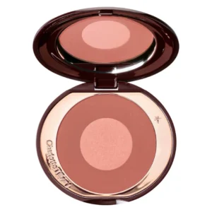 i-051510-cheek-to-chic-pillow-talk-deep-1-940.webp CHARLOTTE TILBURY – CHEEK TO CHIC BLUSH – Réf Pillow Talk